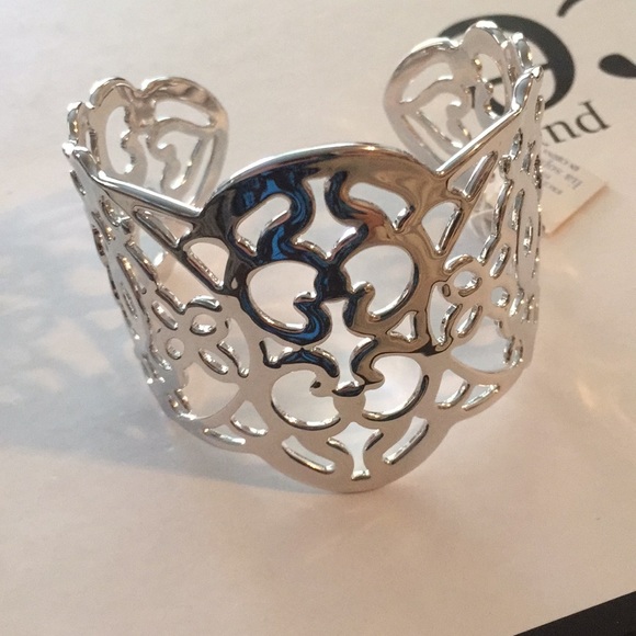 Lia Sophia Cuff Bracelet - Picture 4 of 4